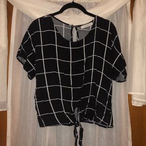 Grid Pattern Tied Top